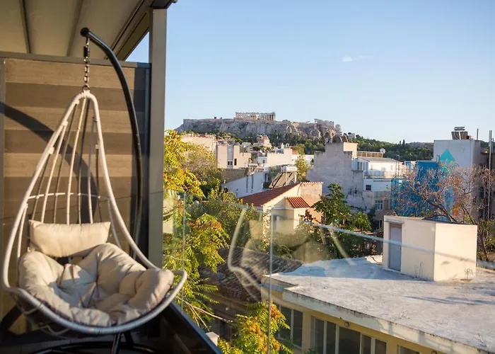 Raise Acropolis View Suites